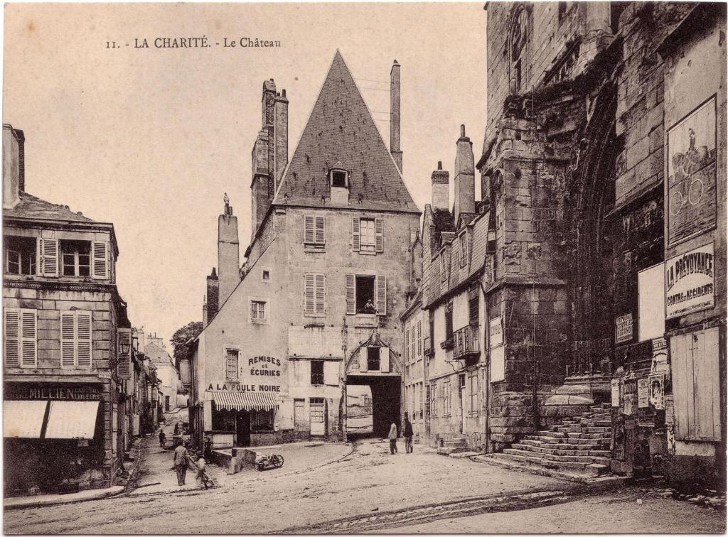 Le Passage Apartment ลาชาริเต-ซูร์-ลัวร์ ภายนอก รูปภาพ